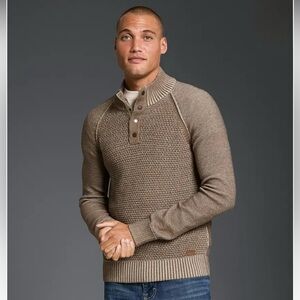 OUTPOST MAKERS Textured Knit Snap Henley Sweater